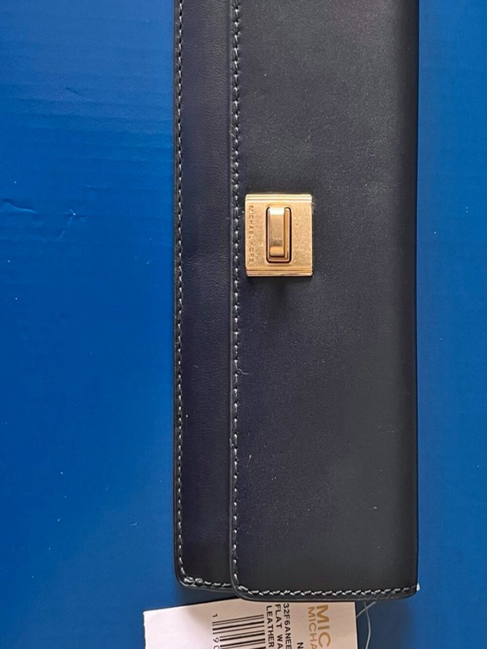 Michael Kors Flat Leather Natalie Wallet.